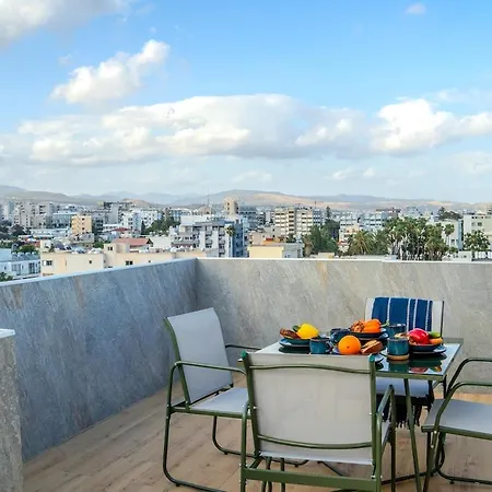 Apartament Penthouse With Great Views Near Molos